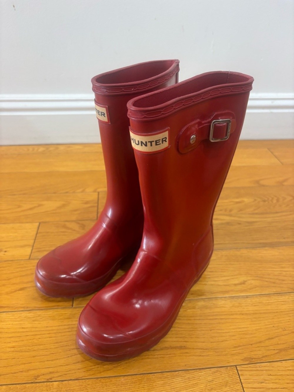 Hunter Glossy Red Rain Boots with Side Buckle, Boys size 13